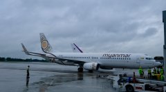 缅甸航空客机昆明降落时